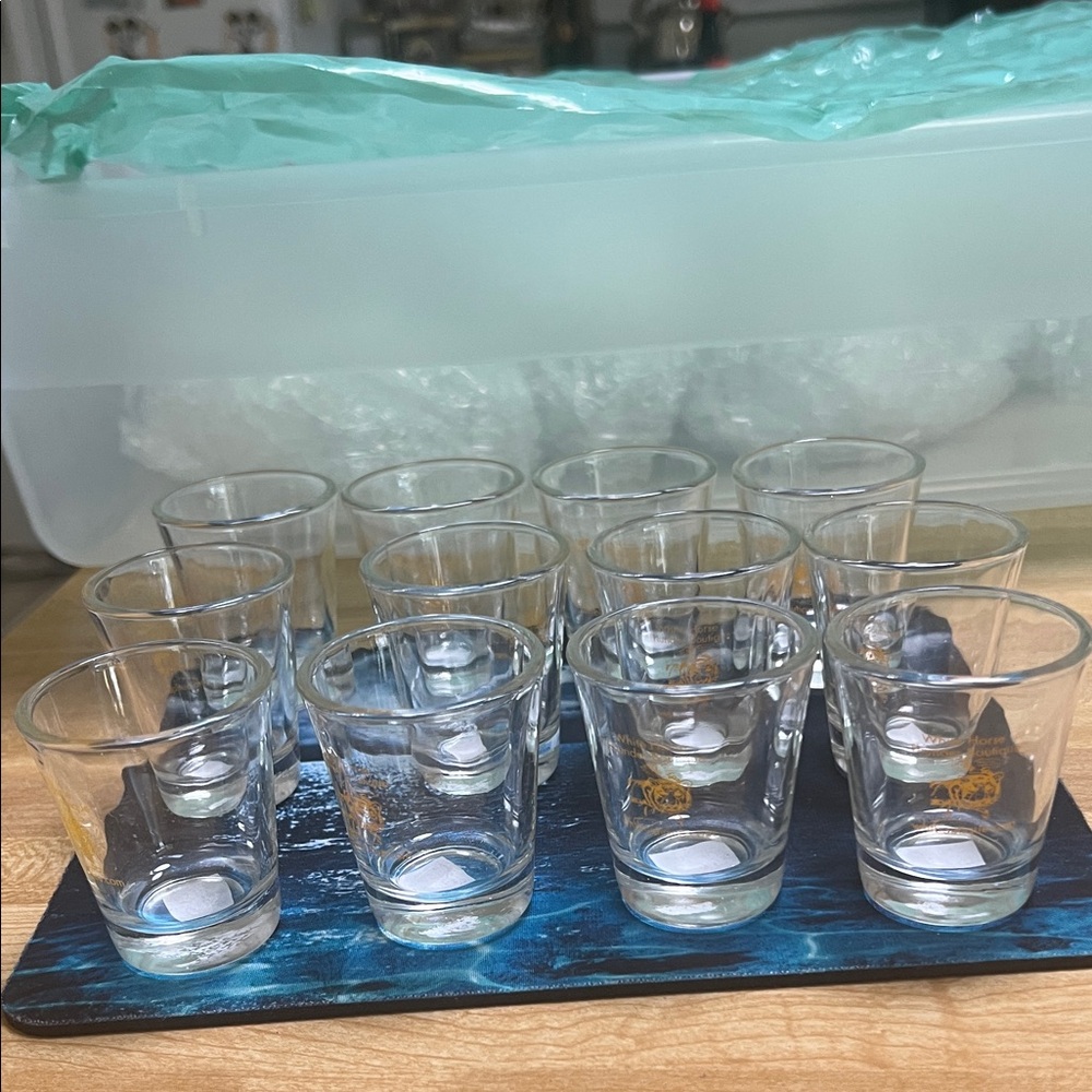 #0954*Set of 12 Clear Shot Glasses Thee Golden Tiger Art by Julie Lee Nersinger